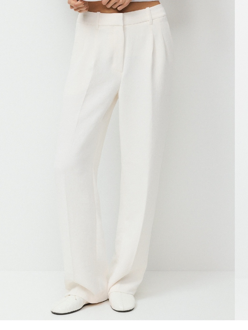 Aritzia effortless pant